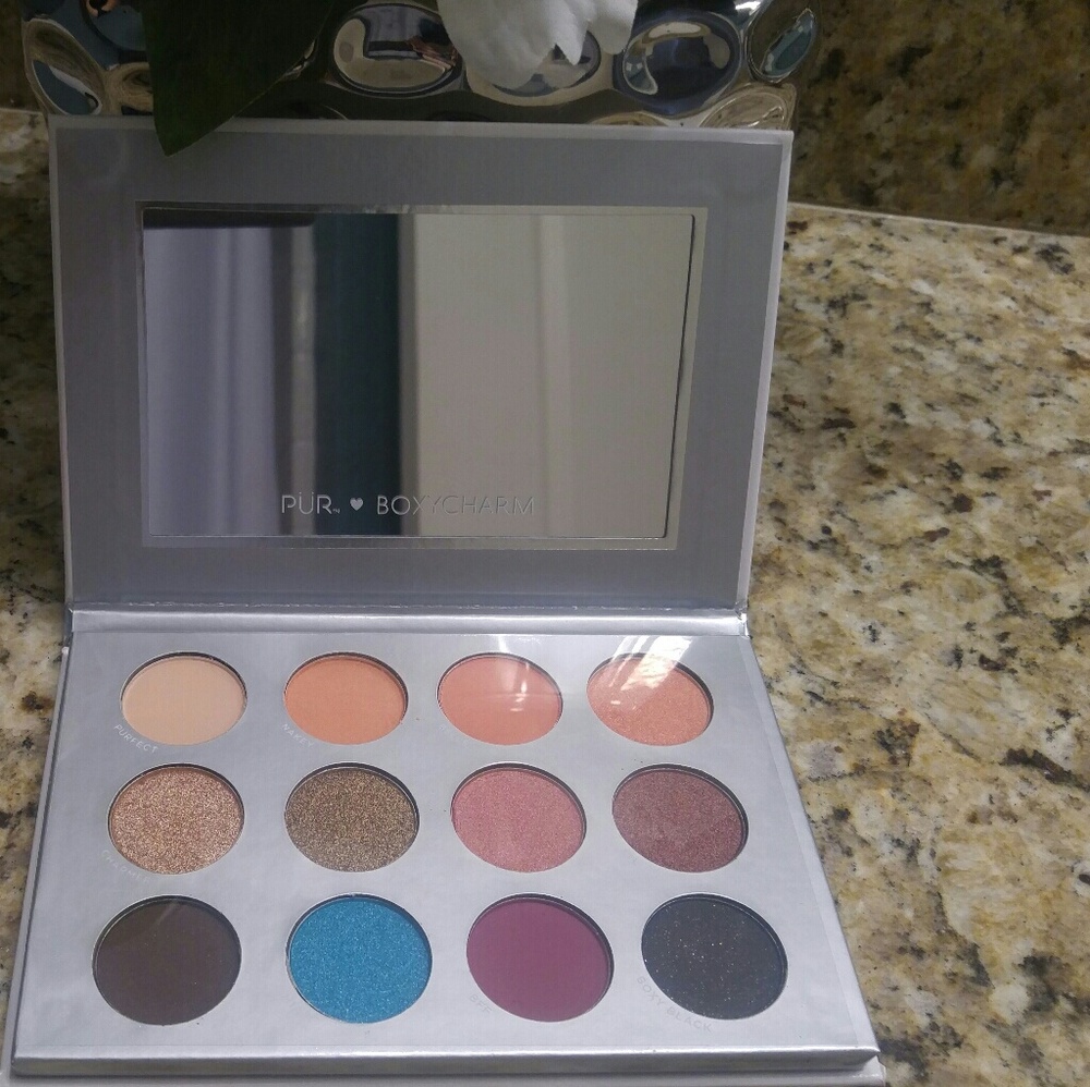 Pur boxycharm palette